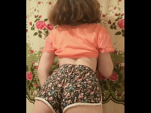 ❤️ 性感的年轻宝贝在镜头前脱下她的短裤 ❤ Sluts。at zh-cn.hentai-ita.ru